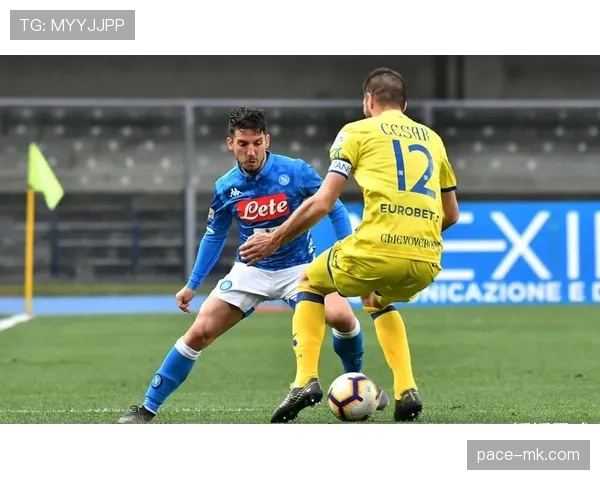 卡利亚里足球队的逼抢体系分析:重塑防守新标准,值得关注的表现趋势 卡利亚里足球队的逼抢体系分析:重塑防守新标准,值得关注的表现趋势